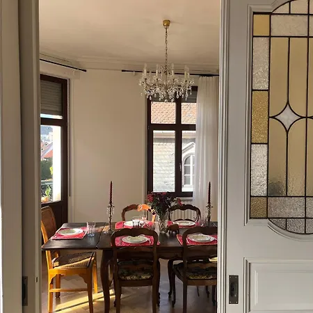 Apparemment De Style 70s Apartamento Colmar