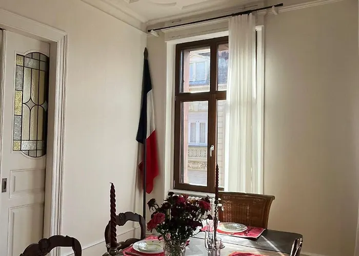 Apparemment De Style 70s Apartamento Colmar